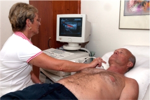 Ultraschall der Halsschlagader in der Praxis Dr. Ursula Bong, Berlin-Zehlendorf